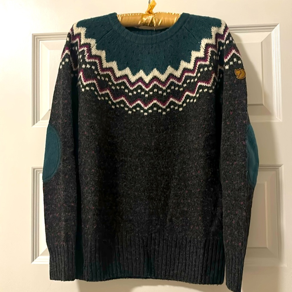Fall Raven Nordic 100% wool sweater